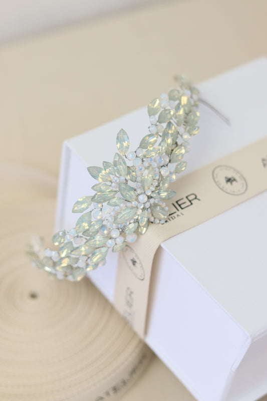 Tiara Navetti